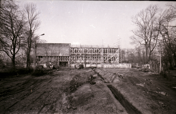 zdjęcie okładki [Budowa Domu Kultury w Bielszowicach, Rudzie Śląskiej - 04.1967]