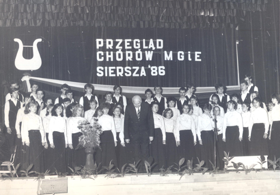zdjęcie okładki Przegląd Chórów Mieszanych Siersza 23.10.1986 [Chór "Rezonans con tutti" - KWK "Pstrowski" - Zabrze]
