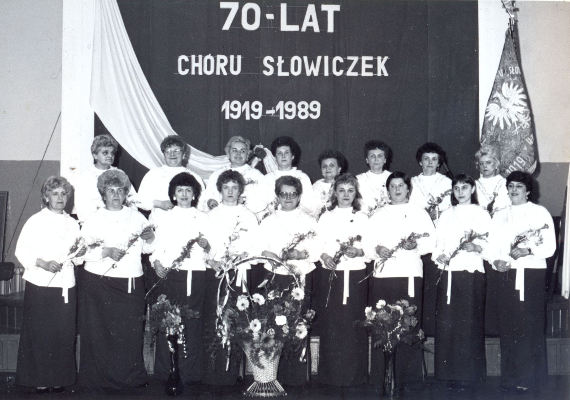 zdjęcie okładki 70 lat Chóru "Słowiczek" 1919-1989