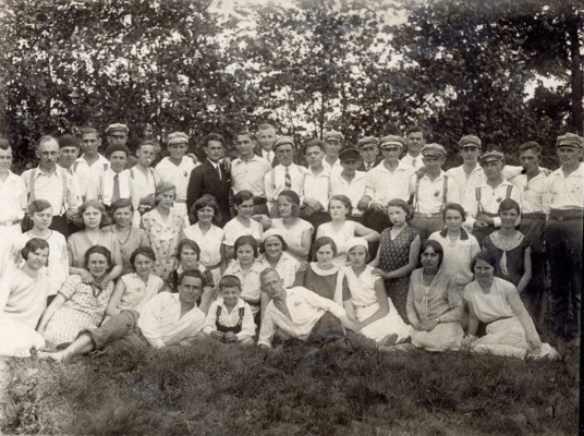 zdjęcie okładki [Wycieczka Słowiczka i Jaskółek do Borowej Wsi 31.05.1931 r]