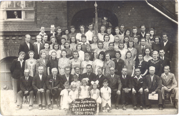 zdjęcie okładki [Towarzystwo Śpiewu "Jutrzenka" Bielszowice 1920-1946 r.]