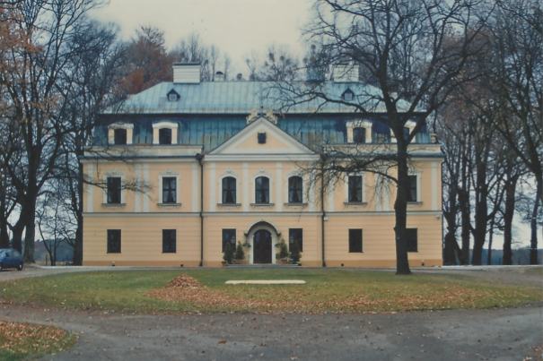 zdjęcie okładki Pałac w Rybnej